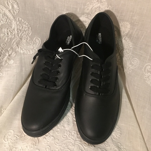 mossimo non slip shoes